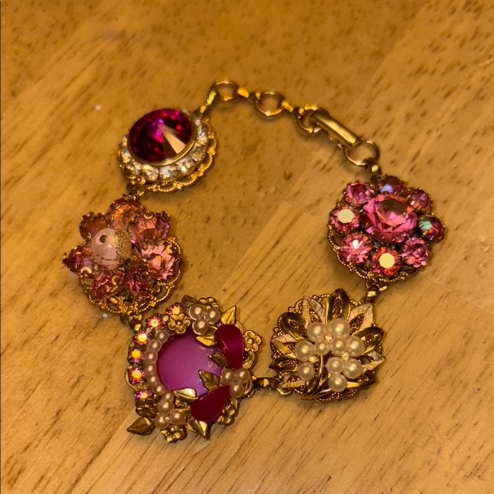 Elegant Pink and Gold Bracelet